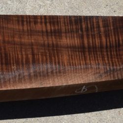 HHC-674 Exhibjtion Claro Walnut Rifle Gunstock Blank